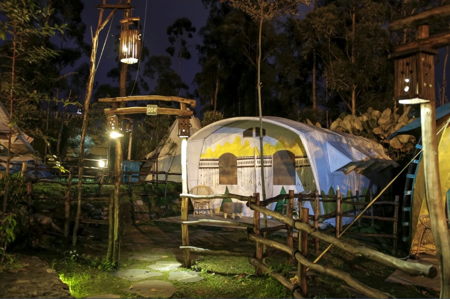 Family Camping - Gambar 3